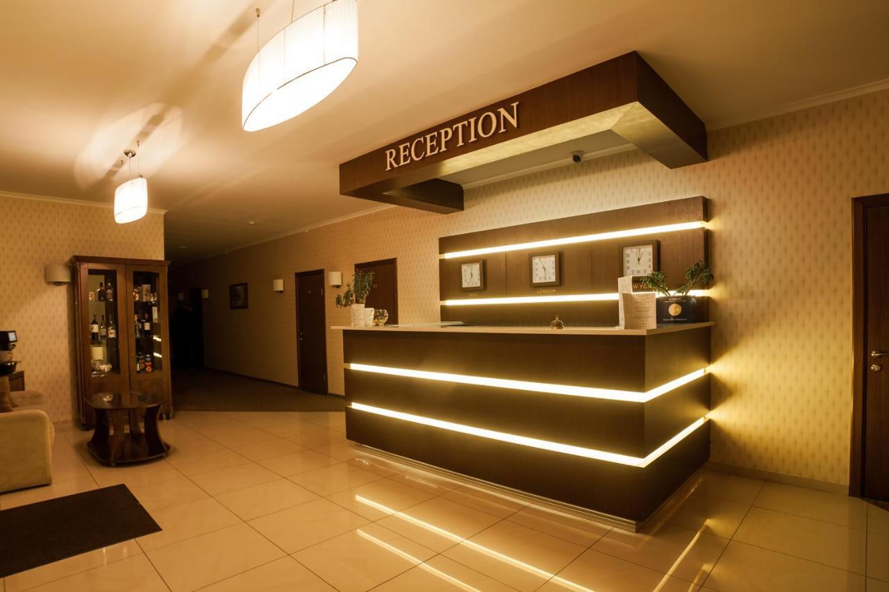 Maria Garden Hotel & Restaurant Ivano-Frankivsk Exterior photo